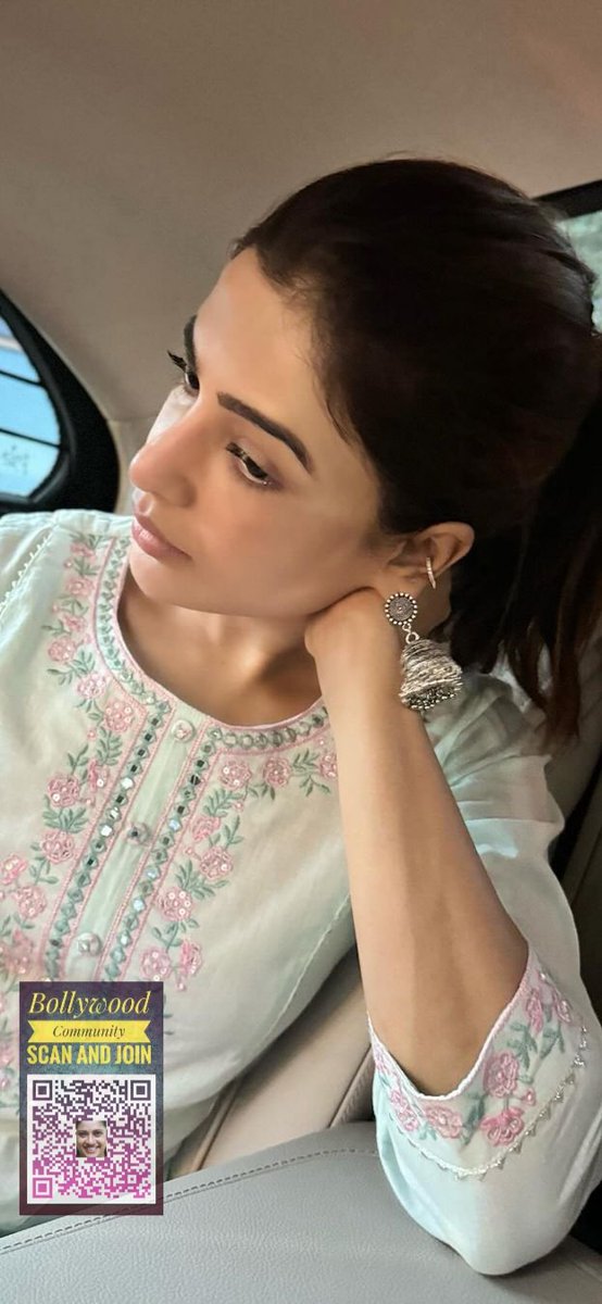 viralvideos16's tweet photo. 🛑 #SamanthaThread 
🛑 #BollywoodThread 

Samantha Random Photos https://t.co/b0aGHixgtZ