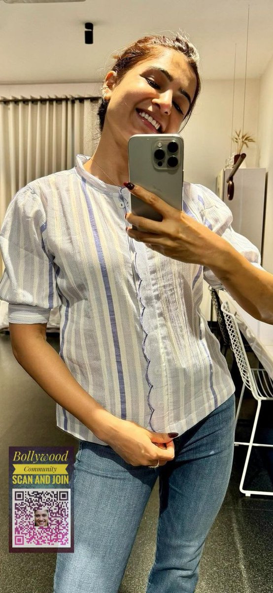 viralvideos16's tweet photo. 🛑 #SamanthaThread 
🛑 #BollywoodThread 

Samantha Random Photos https://t.co/b0aGHixgtZ