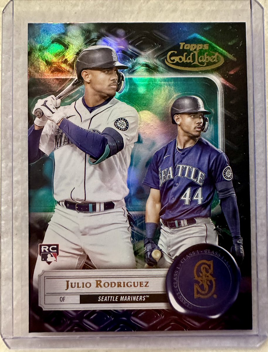JayR206's tweet photo. Some @JRODshow44 @Topps rookie cards. #ToppsGoldLabel https://t.co/g5g6LMrIjV