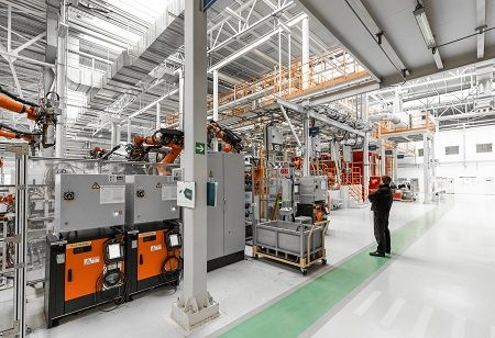 AsiaMfgReview's tweet photo. Honeywell Launches Platform to Streamline Gigafactory Operations
News: https://t.co/TIMfgcQDCF
@honeywell
#BatteryManufacturing #softwaresolution #artificialintelligence #startupprocess #manufacturingprocess https://t.co/tWTKrg8EH5