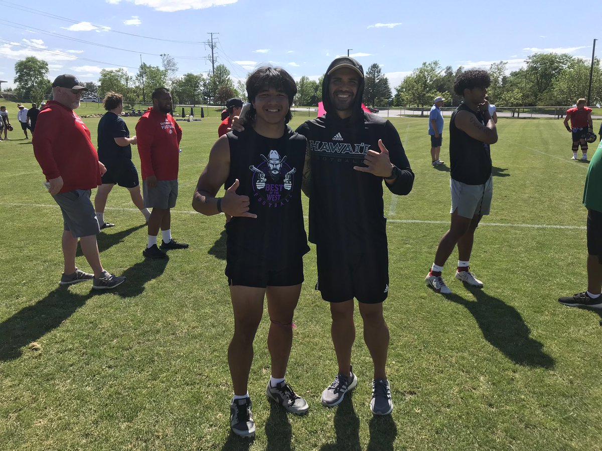 Chevas Gregory Jr. (@chevas_gregory) on Twitter photo Thank you <a href="/ursua05/">Jared Ursua</a> for coming out to Utah and visiting with me today. What an honor to be considered a prospect for my home team <a href="/HawaiiFootball/">Hawaii Football</a> Let’s go #braddahood Thank you <a href="/ursua05/">Jared Ursua</a> for coming out to Utah and visiting with me today. What an honor to be considered a prospect for my home team <a href="/HawaiiFootball/">Hawaii Football</a> Let’s go #braddahood