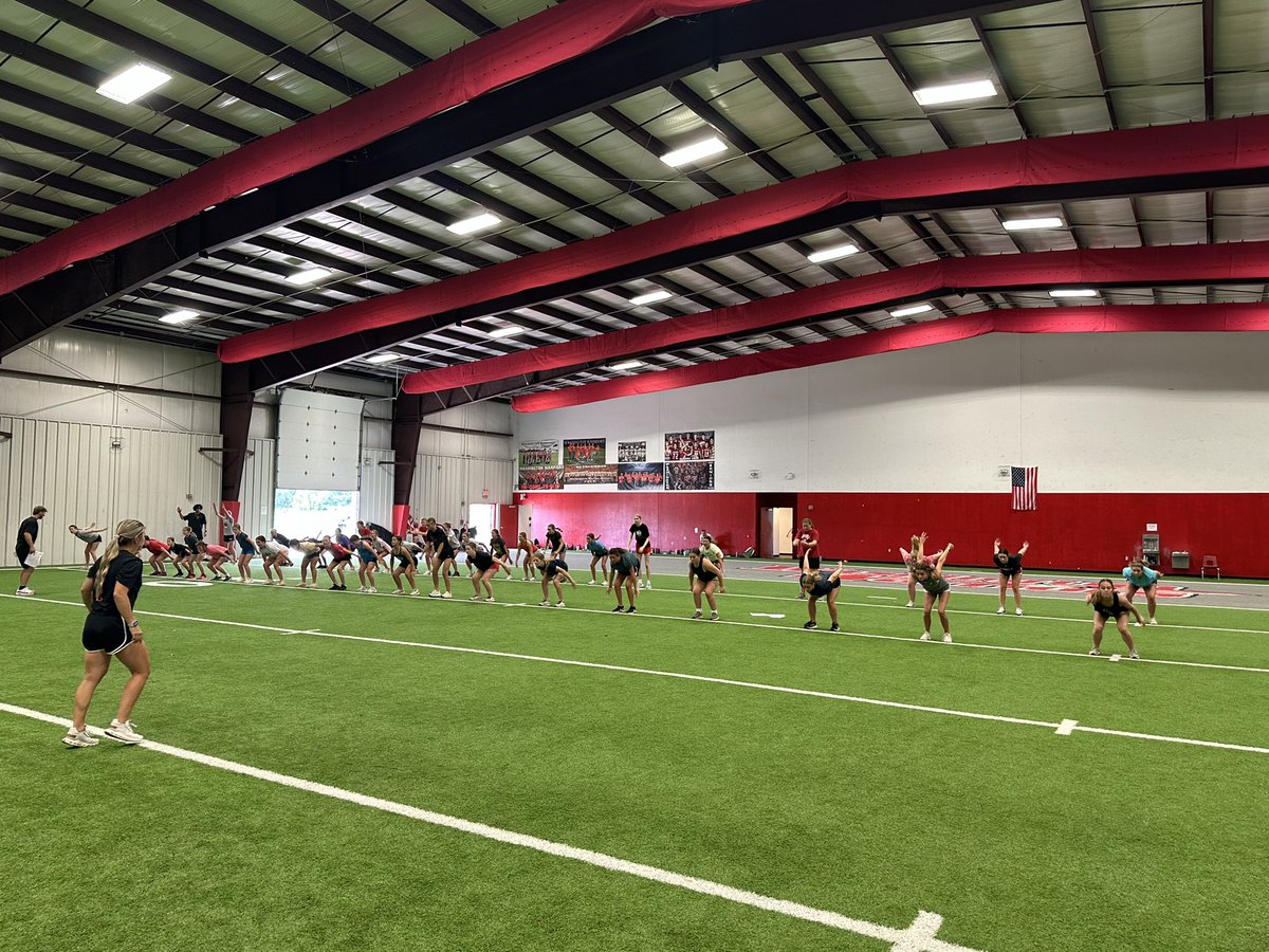 pcWEOVERme's tweet photo. @pcWEOVERme @WashingtonWarr5 @WarriorsWPS Day 2 in the books for these Washington Warriors! BELIEF that Everything Matters; uniformity in the small details develop culture! They believe and they WILL! https://t.co/EbHMy8eQLI