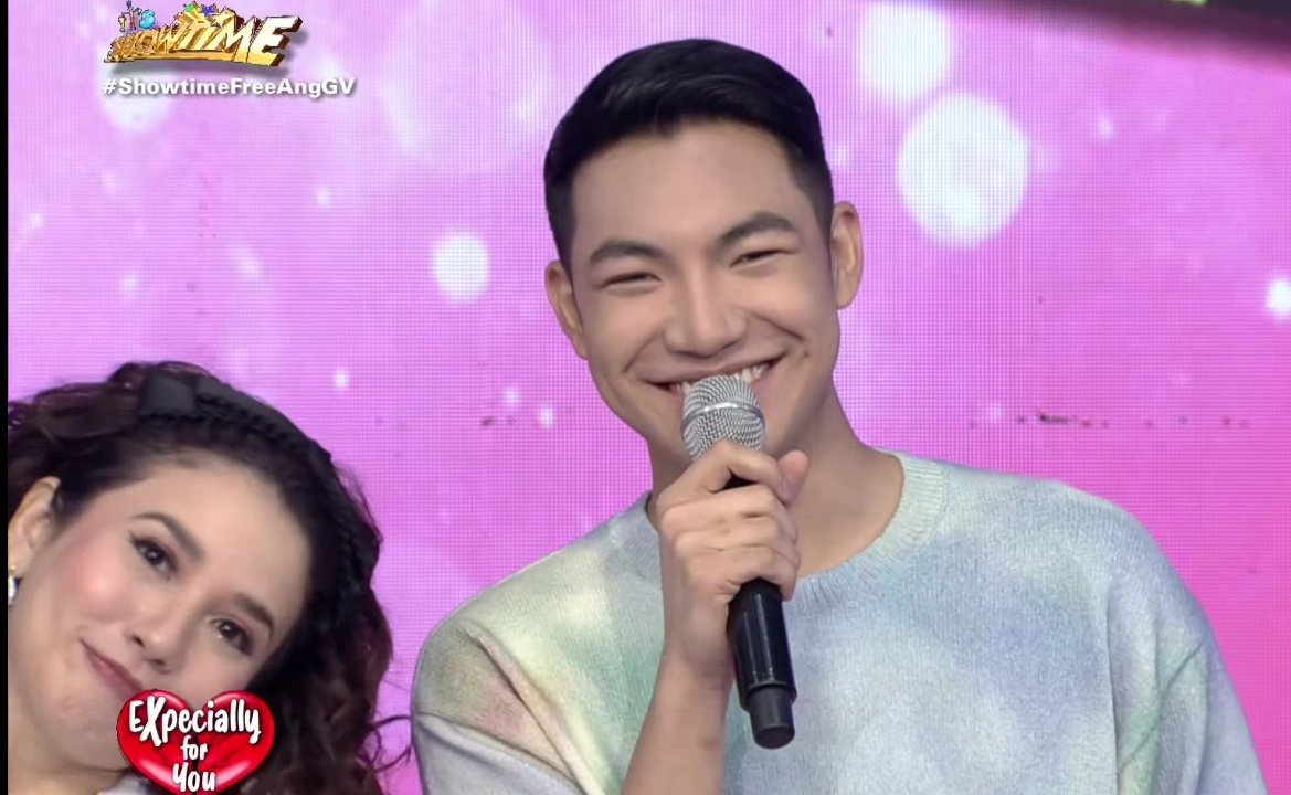 CarlosMiguel652's tweet image. Saya sa heart makita na co host ulit si Darren sa #EXpeciallyForYou.

#DARREN @Espanto2001
#ShowtimeFreeAngGV
@itsShowtimeNa @pawilectura