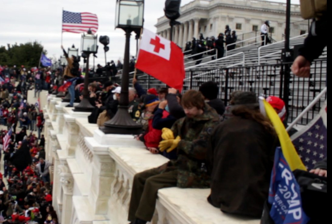 AmericanSummer4's tweet image. There's those leather #yellowgloves at the #jan6 #fedsurrection.