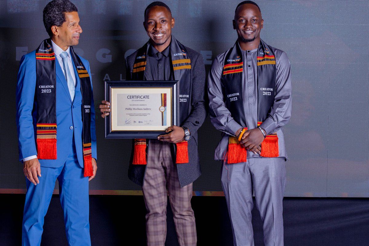phillipmwebaza's tweet photo. I graduated from #ContentCatalyst23 by @IMChallengeug & @FrenchEmbassyUg. During the program, I innovated @afhegfoundation's Smarty, a platform simplifying health info for Ugandan youth, & showcased our inaugural collaborative and educational board game "Superbugs Clash,"....... https://t.co/tcWHi2N33J
