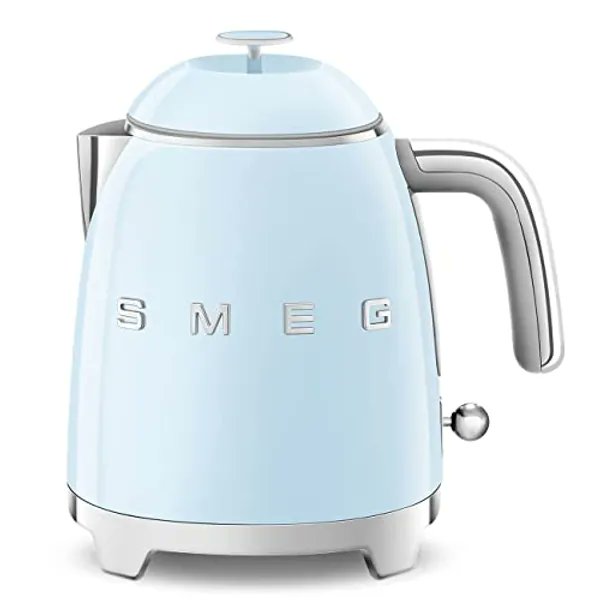 KandixKain's tweet photo. I just received Smeg Pastel Blue 50's Retro Style Electric Mini Kettle from Dev via Throne. Thank you! https://t.co/INxdl9WiuO #Wishlist #Throne https://t.co/mN9kxg2vy1