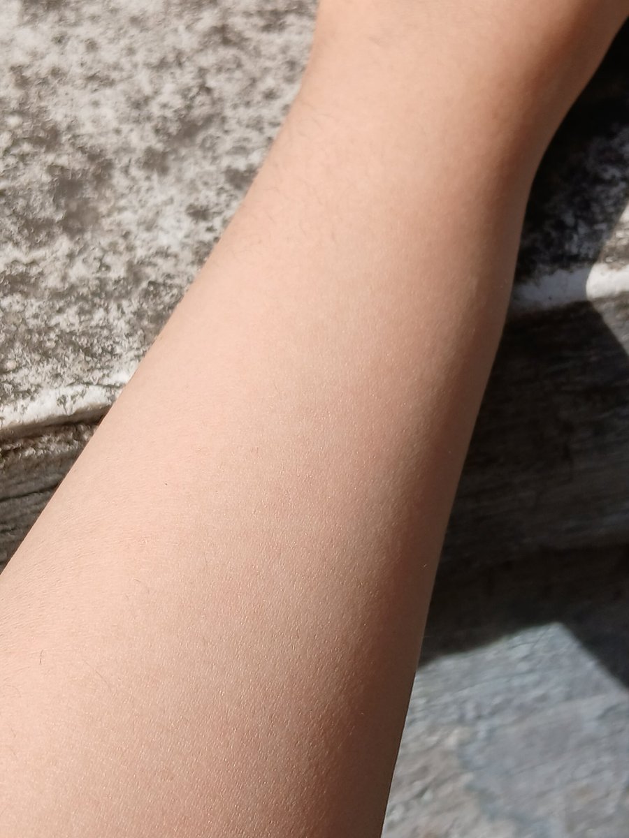 s0ftgurll's tweet photo. Emang boleh punya tangan se-mulus ini ? 😆

      Before                           After https://t.co/XVoMOhqZco