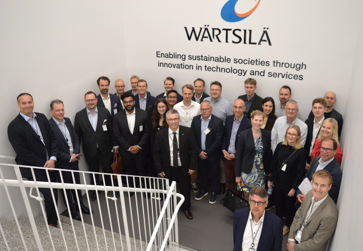 wartsilacorp's tweet image. Our #InvestorRelations team organised a visit to #SustainableTechnologyHub in #Finland for investors &amp;amp; analysts on 30 May, focusing on #decarbonisation, #FutureFuels &amp;amp; the role of internal combustion engines in future solutions. 

Read more here #IRblog: wartsila.com/investors/blog…
