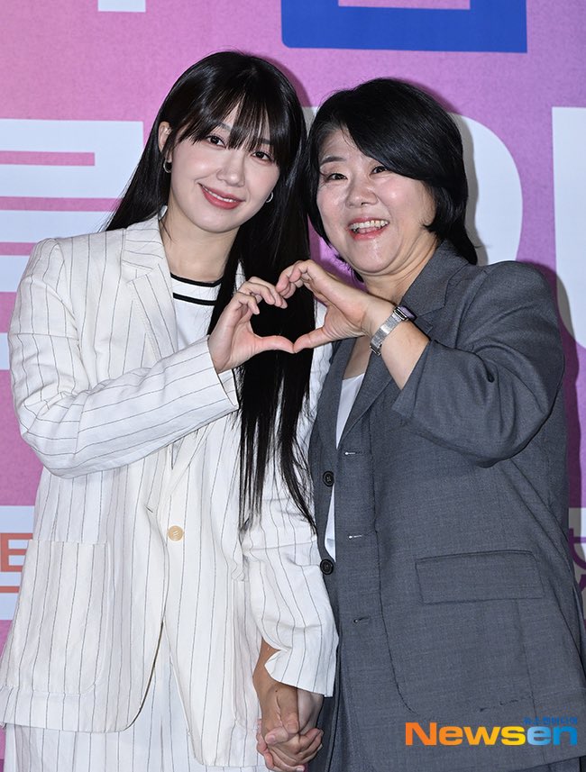 meungupdates's tweet photo. ++ https://t.co/ko94ABvDdx