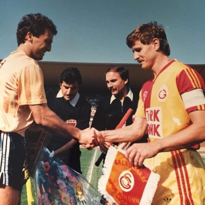 hayro9999's tweet photo. 💥Günaydın Saygıdeğer Galatasaray'lılar https://t.co/VZcITSWhax