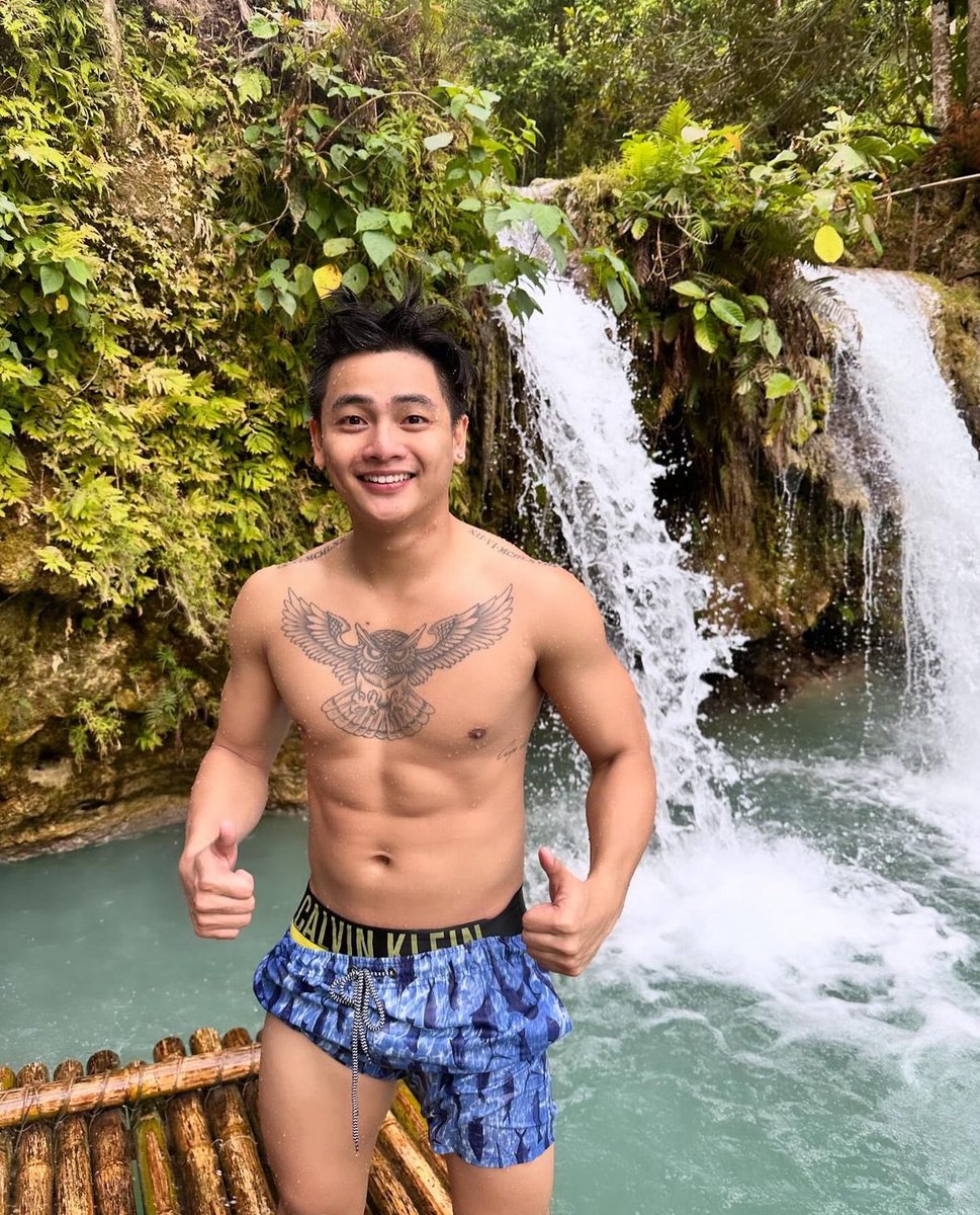 wannabearbie's tweet photo. Our Searchee for today’s episode of Expecially For You.
Let’s all meet ang Hunky Tattooed Financial Adviser ng Mandaluyong City… ZᗩᑎᗪᖇO
❤️💚💙
Sherep!!! Grrrrr!!! 😋😋😋
#ShowtimeFreeAngGV
#ExpeciallyForYou
#Zandro https://t.co/NToIJDUopa