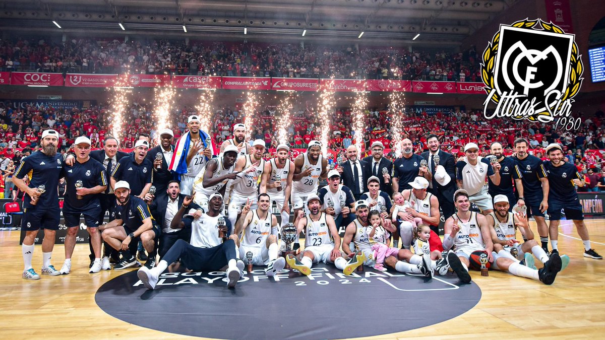 FondoSur_1980's tweet photo. ¡ENHORABUENA, CAMPEONES! 🏀🏆
#37Ligas #HalaMadrid https://t.co/ygqfWrBypE