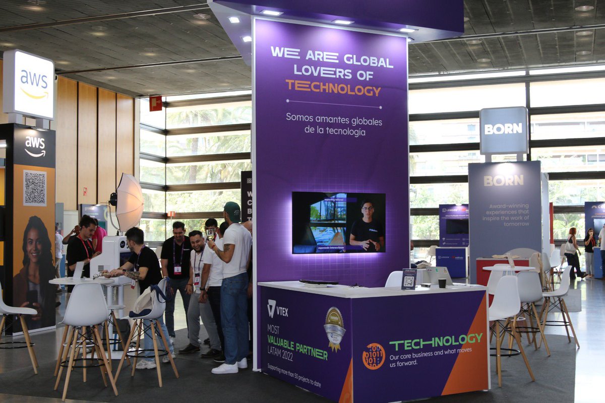 barazarti's tweet photo. La hiperpersonalización se ha vuelto crucial. 🛒📈
Les voy a contar parte de lo que hicimos en ITGlobers para el VTEX Connect de EU, uno de los eventos más top del Digital Commerce. ❤️🔥 #eCommerceMarketing #UXLatam #DigitalCommerce #UXCommerce https://t.co/YvgAncQNH3