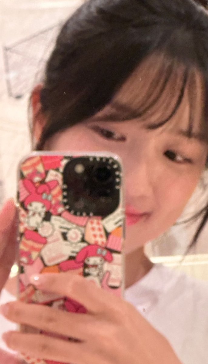 영 tweet media