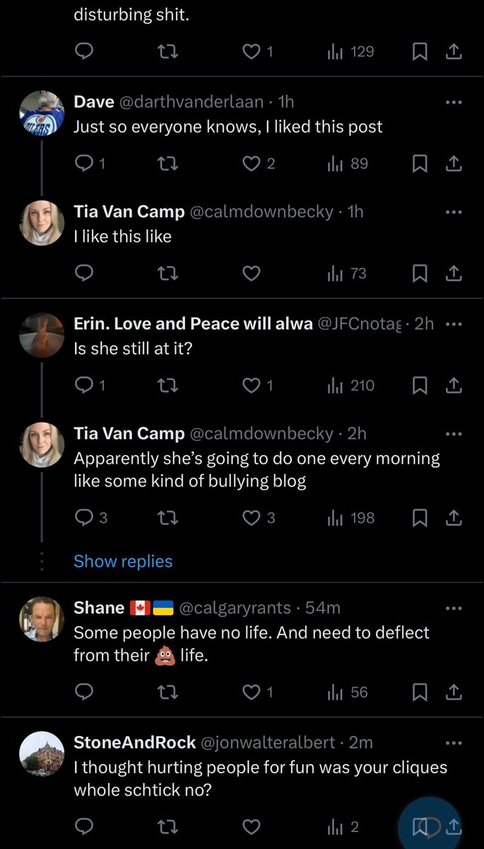 BetterthanDbag's tweet photo. @calmdownbecky Sekkle yoself delusional muss muss. Nobody actually cares about your garbage. Just thought it funny how you are obsessed with and can’t stop yakking about someone else who you are calling a bully but you are the one who can’t stop tweeting about them bahaha. https://t.co/DikmpEovyV