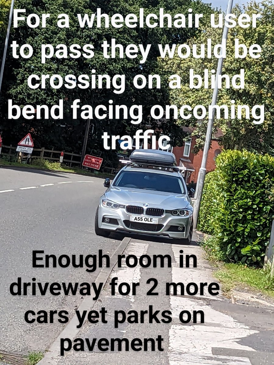 TheDPC1's tweet photo. Accessibility!? #prattparking
I couldn't walk between the car &amp; hedge easily so how on earth can anyone get through with a wheelchair or pram 🙄 https://t.co/2LH9Ywymp3