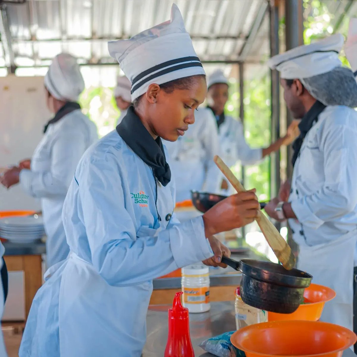 tcs_ug's tweet image. 🍳🌿 Where flavors blend and culinary dreams take flight! 🌟🇺🇬 🌟🍽️

We are Located in Ntinda - Opposite Kigowa Road next to Dembe city complex! 

For more information, please Call / WhatsApp 0750848250

#culinaryschool #food #recipes #ugandaculinaryschool