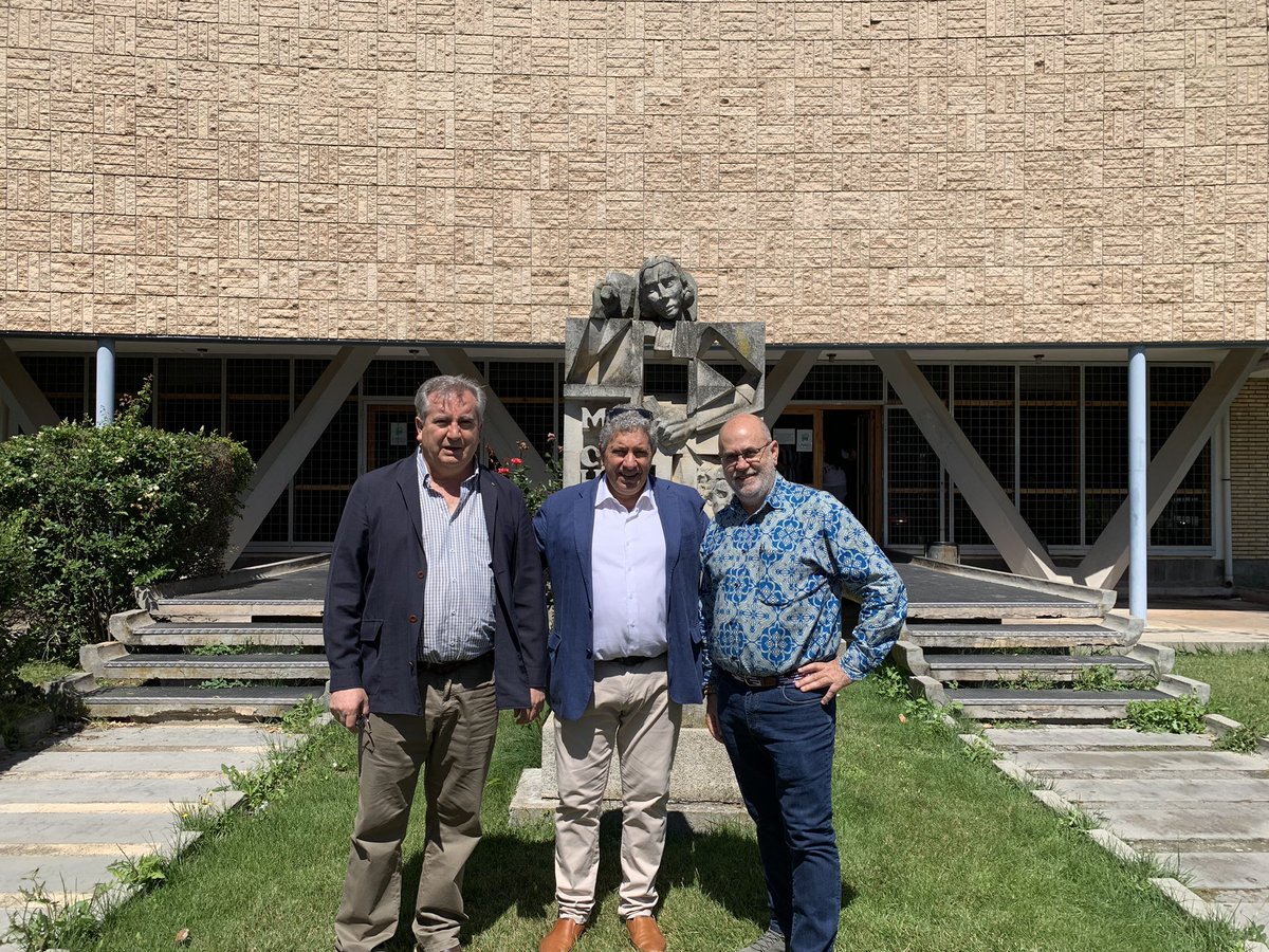 IEM_UPSA's tweet photo. Los HH. #MaximoBlanco y #AurelianoGarcia Provinciales de @maristascompost y de @MaristasMedit nos visitaron en el @IEM_UPSA y @feducacionUPSA con motivo de la reunión anual de la Comisión Mixta #Maristas y @upsa Gracias por el encuentro y apoyo @maristsmre https://t.co/5uemz99sLA