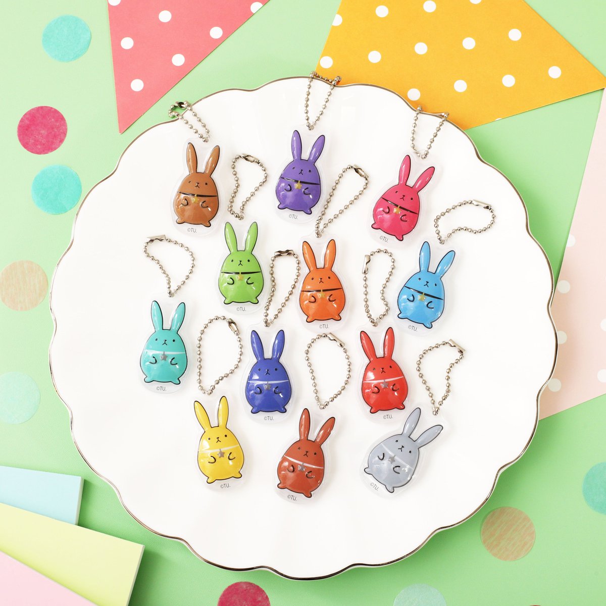 ?発売中? ツキウサ。 ぷっくり半立体アクリルキーホルダー 400円 