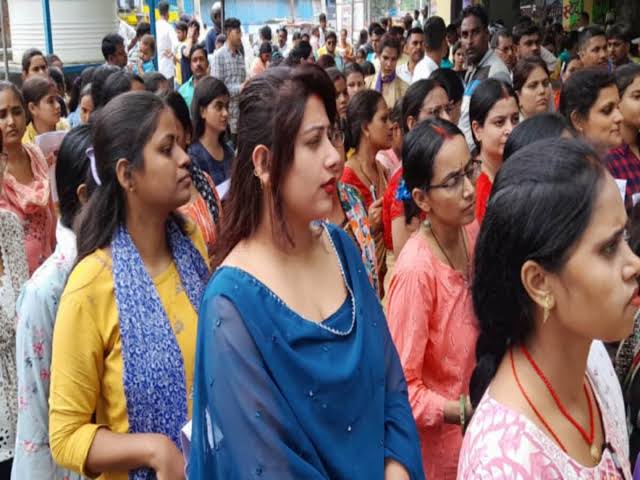 chandanpatel10_'s tweet photo. जब हमलोग ने सक्षमता 1.0 पास किया और उसका परिणाम आए भी 4 माह हो गया तो सक्षमता 2.0 के साथ पोस्टिंग ये तो हमलोगो साथ नाइंसाफी होगी
#SakshamtaTeacherPosting

@sunilkbv @sidarths @RajnishJhakumar @NitishKumar @BiharEducation_
@News18Bihar
@yadavtejashwi
@ShikshaBihar
@btetctet
C https://t.co/xEfNQ7Ztk1