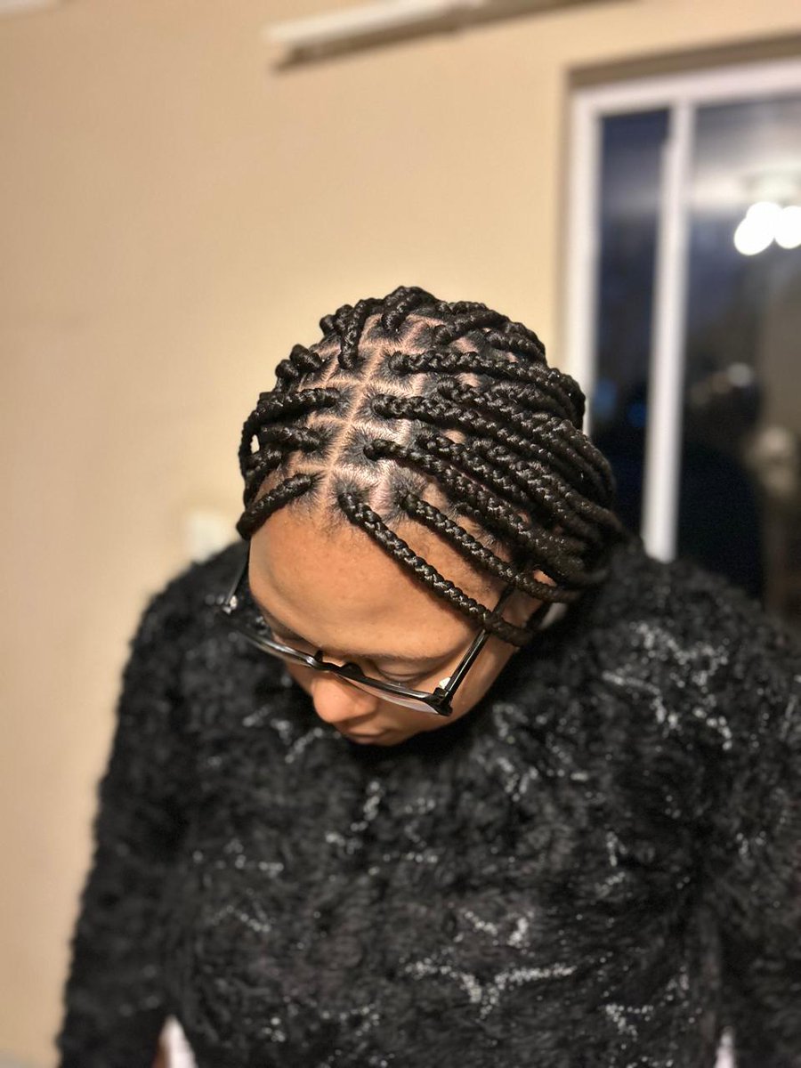 sharonhmbambo's tweet photo. My mobile salon services bring the warmth and luxury of salon-quality treatments straight to your doorstep. Transform your winter beauty routine with on-the-go pampering. Book your appointment today and get ready to glow all winter long! 0697905596  #midrand #centurion #fourways https://t.co/fJ8yubT3Lw