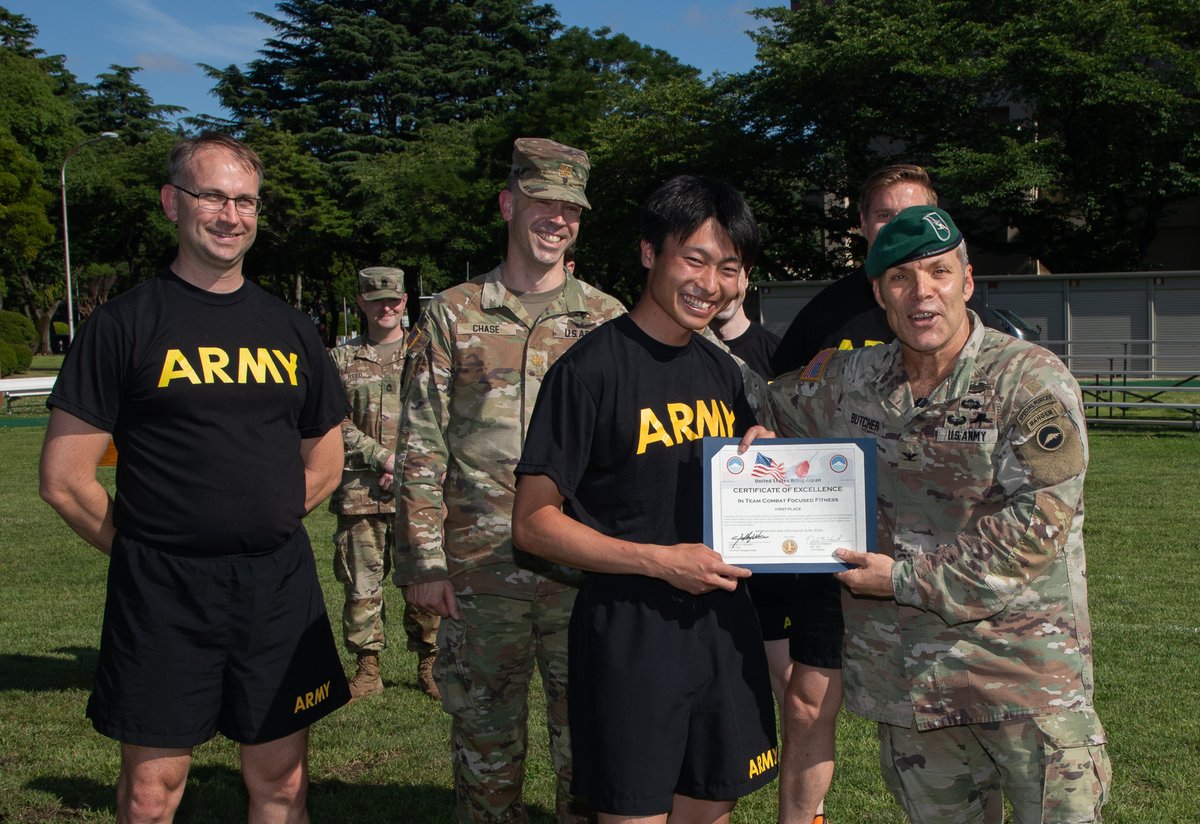 USARJ_PAO's tweet photo. Army Week Award Ceremony
On June 12, Col. Butcher, deputy commander, U.S. Army Japan, recognized USARJ members and units for their outstanding performances during Army Week.
#ArmyWeek #ArmyBirthday #ArmyTeam #Soldiers #IchiDan @USFJ_J @USARPAC @INDOPACOM @DeptofDefense @USArmy https://t.co/O9iK4NfsMe