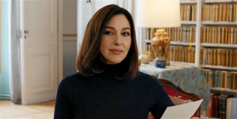 Chaque sketch de Paradis Paris montre un rapport funèbre à la mort. Mais c'est le film lui-même qui en est le plus bel exemple. Enchaînant les clichés, l'encéphalogramme reste bien plat.