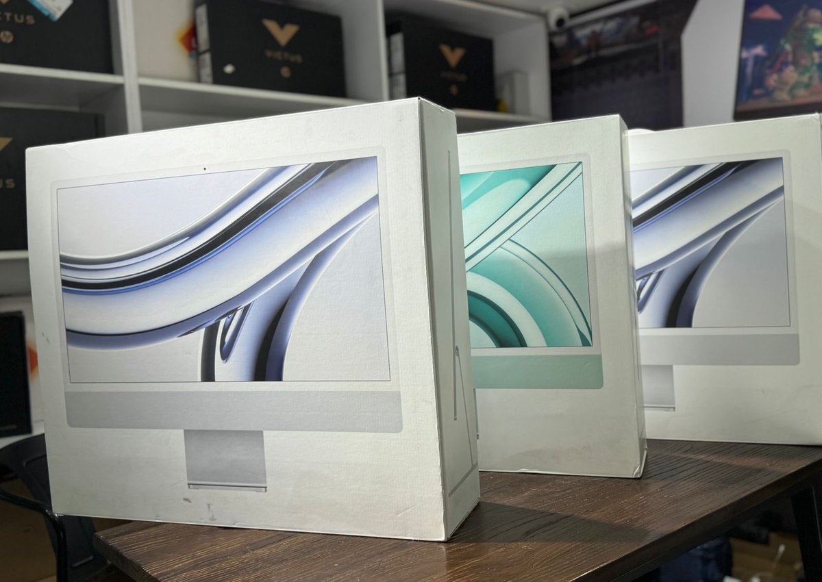 Simler_'s tweet photo. Apple 2023 iMac 
M3 Chip
RAM: 16GB
Storage: 1TB 
🏷KES.410,000

📲0729235021

#ShopWithSimler https://t.co/H5p5OXkewl