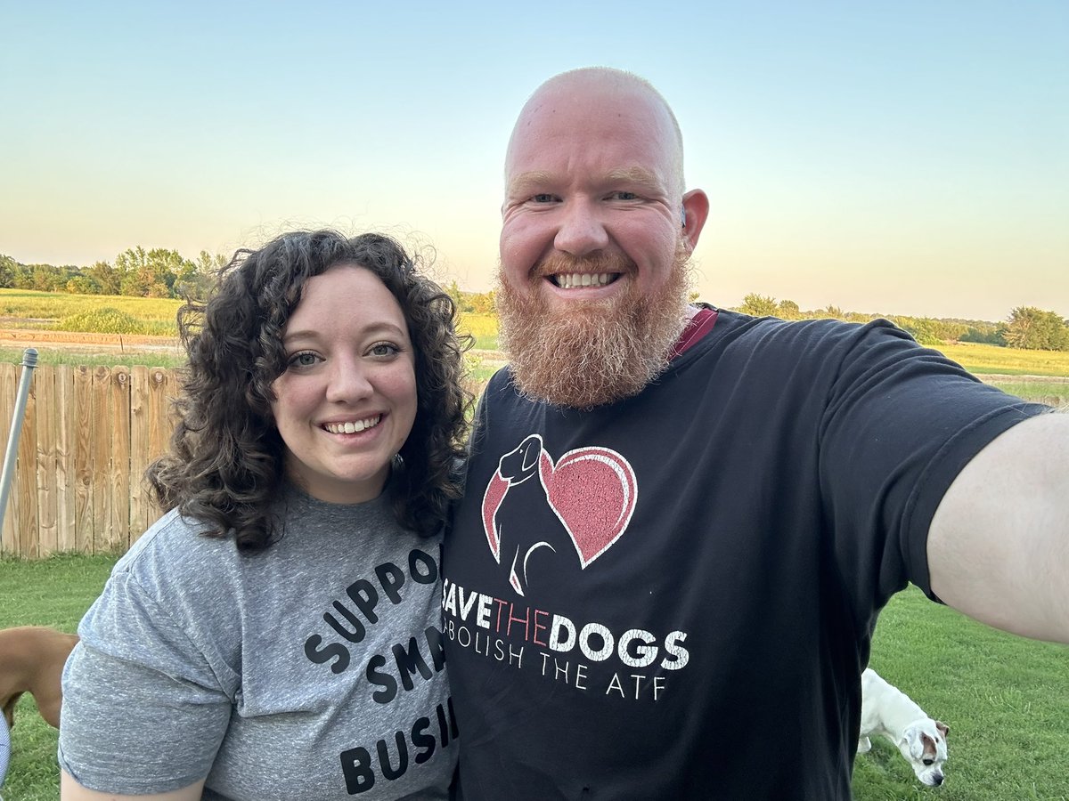 JimmieDoss's tweet image. Yesterday I got to share my anniversary with #StrongDadJune, went out &amp;amp; had a great time last night with the wifey. Today it is back on the grind! Invest in the people that help you be strong! #Hotep #FlowPex @MenofOrderHQ #Health #BeGreat