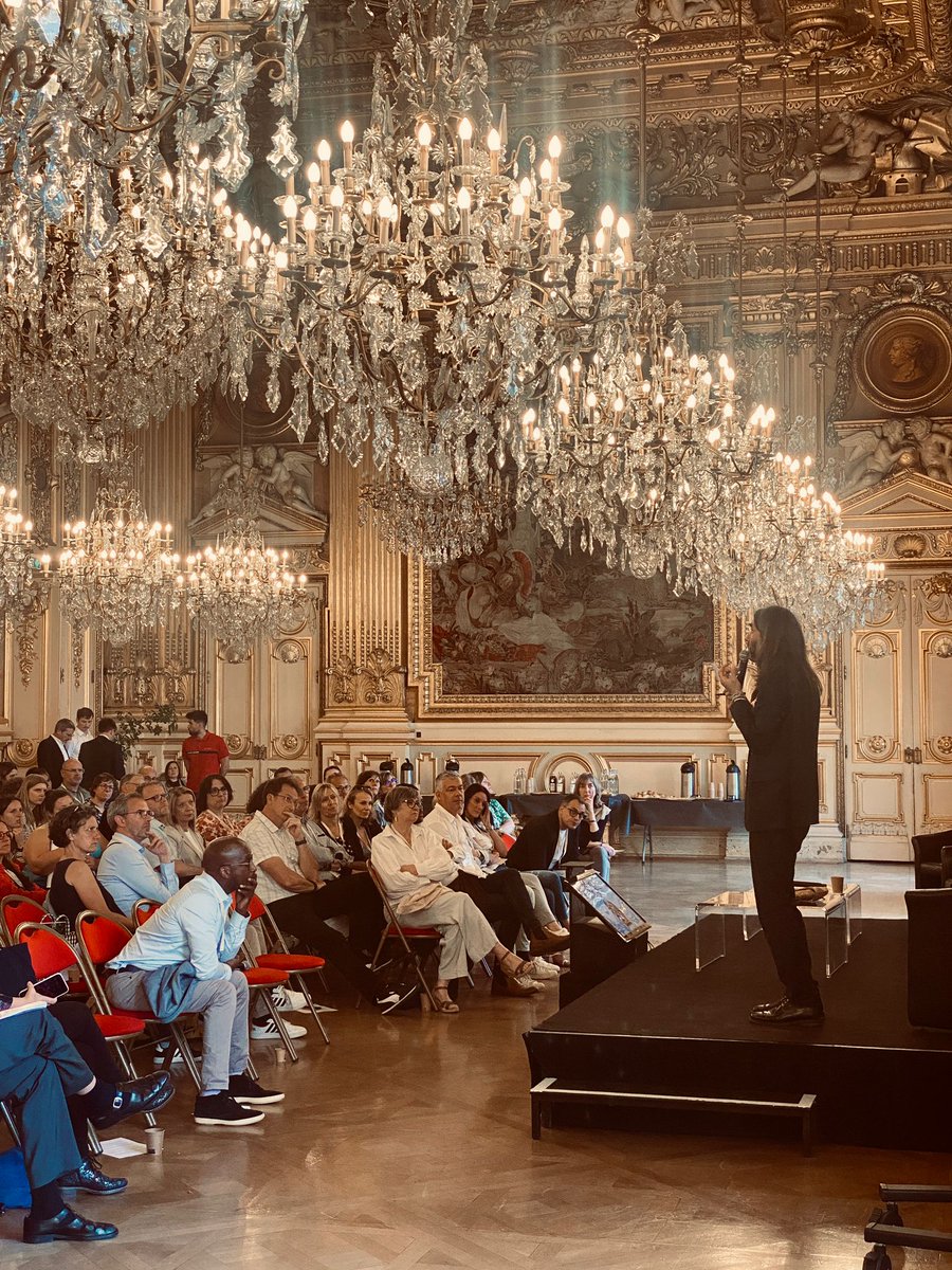 lafederationEI's tweet photo. @SelfInterim @M_Orphelin @Prismemploi @Inserim @DavidLevaufre @GroupeSato @Le_Fastt @VRAILearning @WeTechCareORG Place à une masterclass « Les transformations du monde du travail avec l’intelligence artificielle » avec l’intervention exceptionnelle de @VillaniCedric https://t.co/R2rJiQIRA0