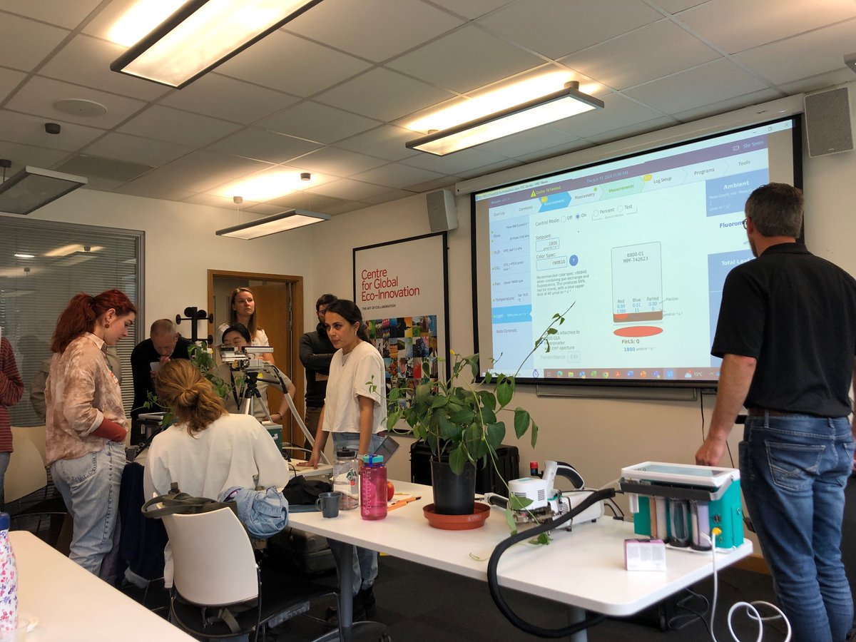 Daniel Wilson (@dan_wilson14) on Twitter photo With the photosynthesis theory morning all wrapped up, now preparing for some measurements and experiment optimisation for the afternoon <a href="/LICOR_ENV/">LI-COR</a> <a href="/LancsPhotosynth/">Lancaster Photosynthesis Group</a> <a href="/LancsUniLEC/">Lancaster Environment Centre</a> With the photosynthesis theory morning all wrapped up, now preparing for some measurements and experiment optimisation for the afternoon <a href="/LICOR_ENV/">LI-COR</a> <a href="/LancsPhotosynth/">Lancaster Photosynthesis Group</a> <a href="/LancsUniLEC/">Lancaster Environment Centre</a>