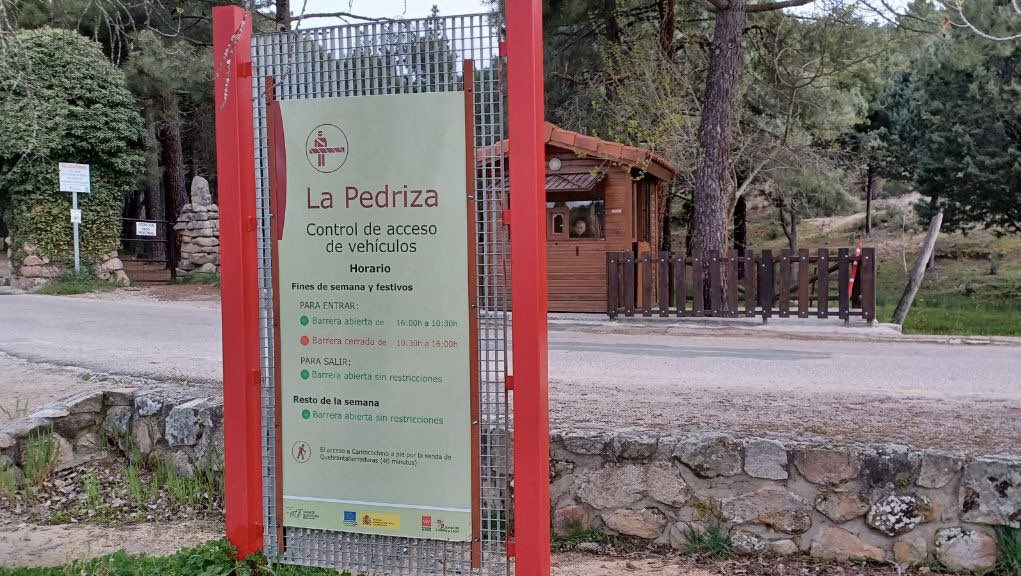 🏕️ Las áreas de recreo son zonas públicas. 

🏔️ Un comportamiento cívico y respetuoso ayuda a conservarlas en buen estado. 

#AgentesForestalesCM
#ASEM112