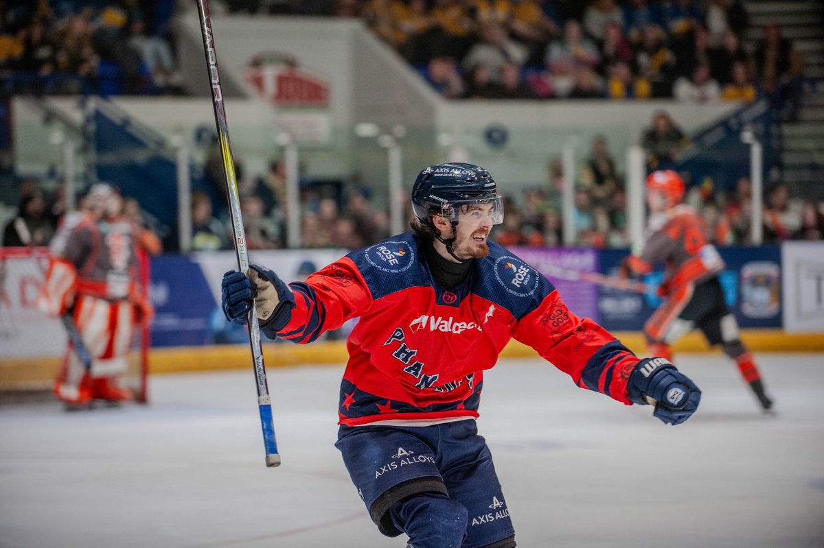 Throwback Thursday 💥
5️⃣ seasons for #45 Callum Buglass, and five 🏆 Can he make it 6 for 6 this season?

#WeArePhantoms