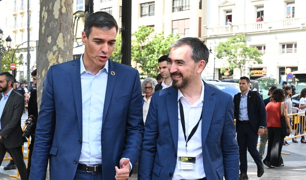 A la izquierda Vito Quiles: periodista.
A la derecha Ignacio Escolar: propagandista.