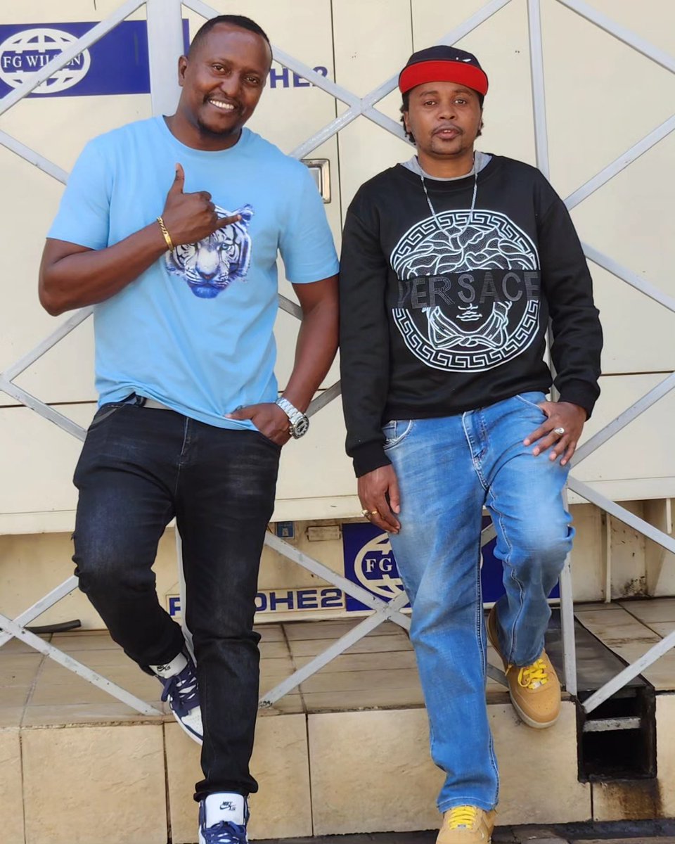 Mzazi Willy M. Tuva (@mzaziwillytuva) on Twitter photo Chilling with <a href="/jimwatgenge/">JimwatGenge</a> contemplating the Finance Bill 2024.
Listen to him on #MamboMseto
<a href="/RadioCitizenFM/">Radio Citizen</a> Chilling with <a href="/jimwatgenge/">JimwatGenge</a> contemplating the Finance Bill 2024.
Listen to him on #MamboMseto
<a href="/RadioCitizenFM/">Radio Citizen</a>