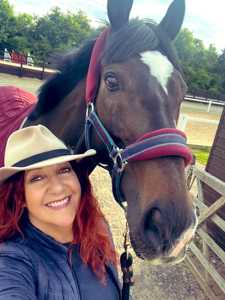 Shân Cothi tweet media