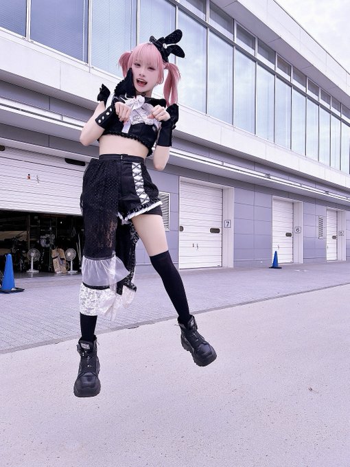 Twitterのコスプレ画像15