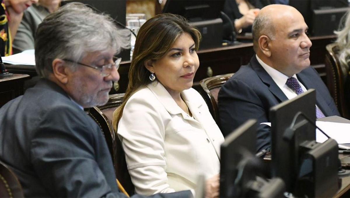 LaGacetaTucuman's tweet photo. #SandraMendoza explicó por qué acompañó a la oposición y al oficialismo https://t.co/CNOPVtxKNU https://t.co/v2gOG7Xh6y