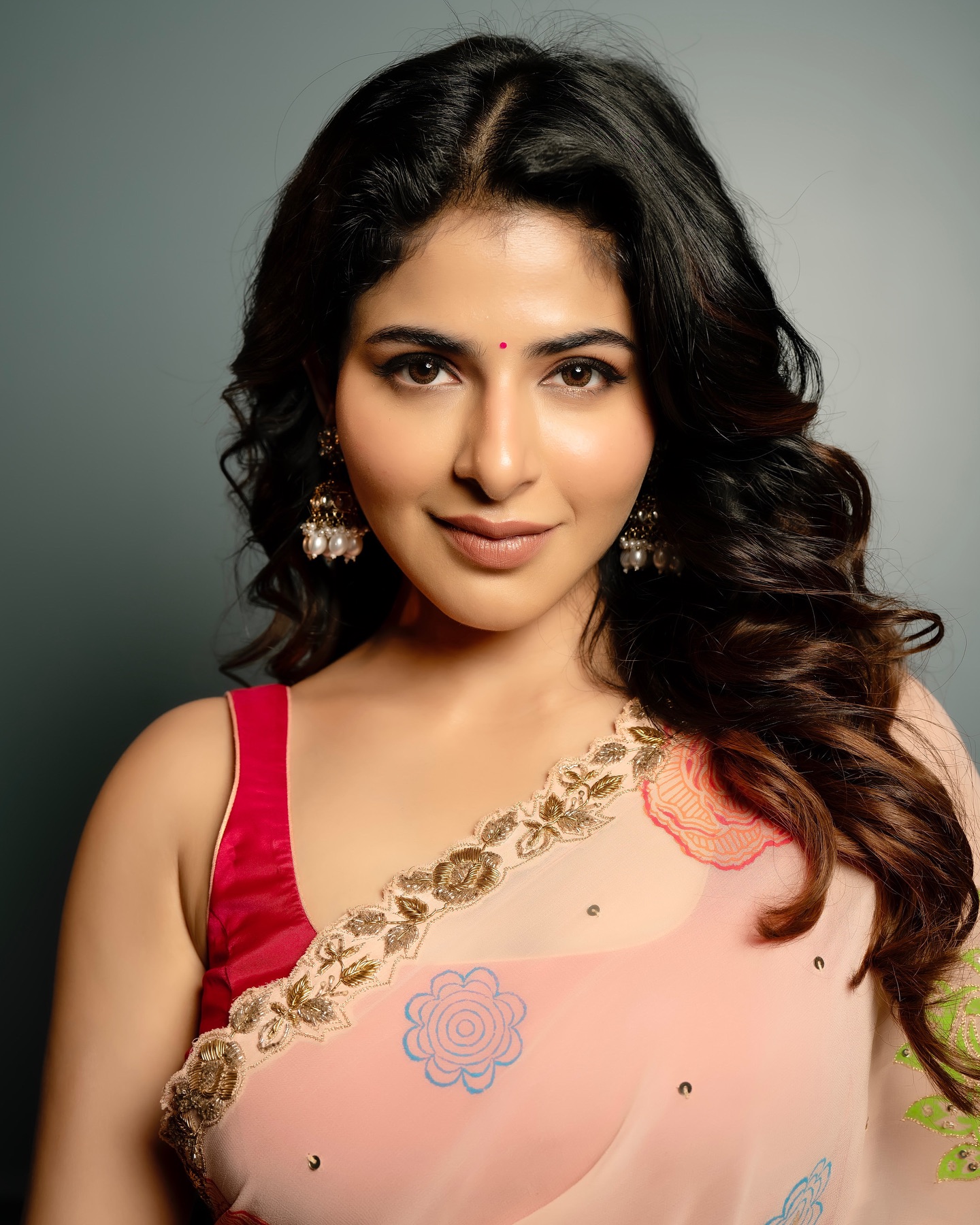 GP84hOPbEAET6Xr?format=jpg&name=large