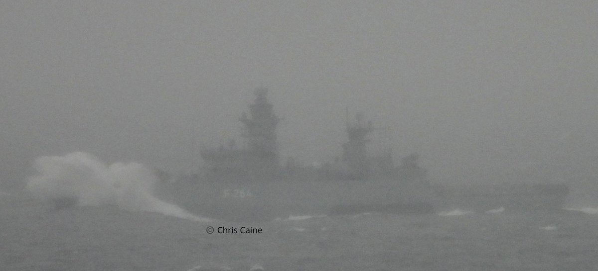 WarshipCam's tweet photo. German Navy Braunschweig-class corvette FGS Ludwigshafen am Rhein (F264) in the Bay of Biscay - June 13, 2024 #f264 #fgsludwigshafenamrhein
SRC: TW-@scottyc298 https://t.co/FeHdhxa2M2