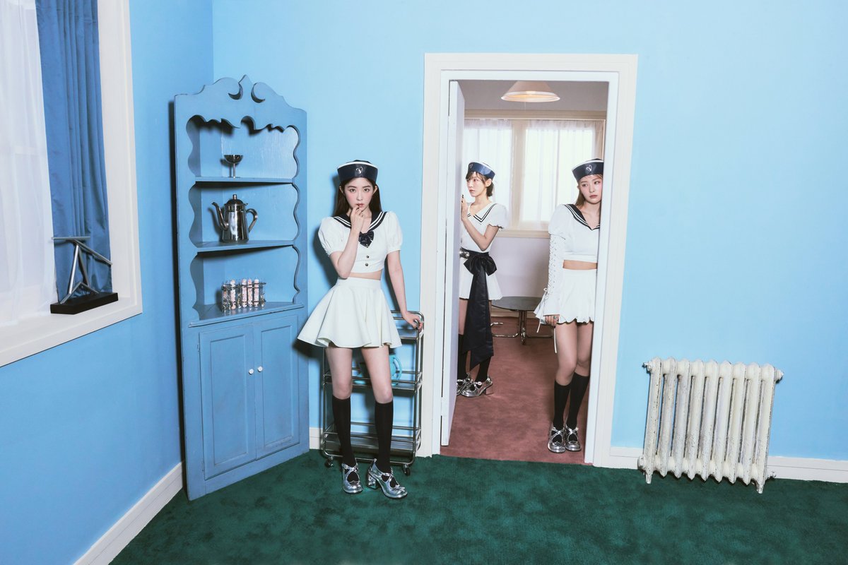 MARVEROUGE's tweet photo. Red Velvet ‘Cosmic’ - Mysterious Hotel : Unit
 ⋆ IRENE, SEULGI, WENDY
 ⋆ JOY, YERI

💫 2024.06.24 6PM KST

💿 Pre-Save &amp; Pre-Add
https://t.co/3FQn3a0mhq 

#레드벨벳 #RedVelvet
#RedVelvet_Cosmic https://t.co/eTgM036jT8