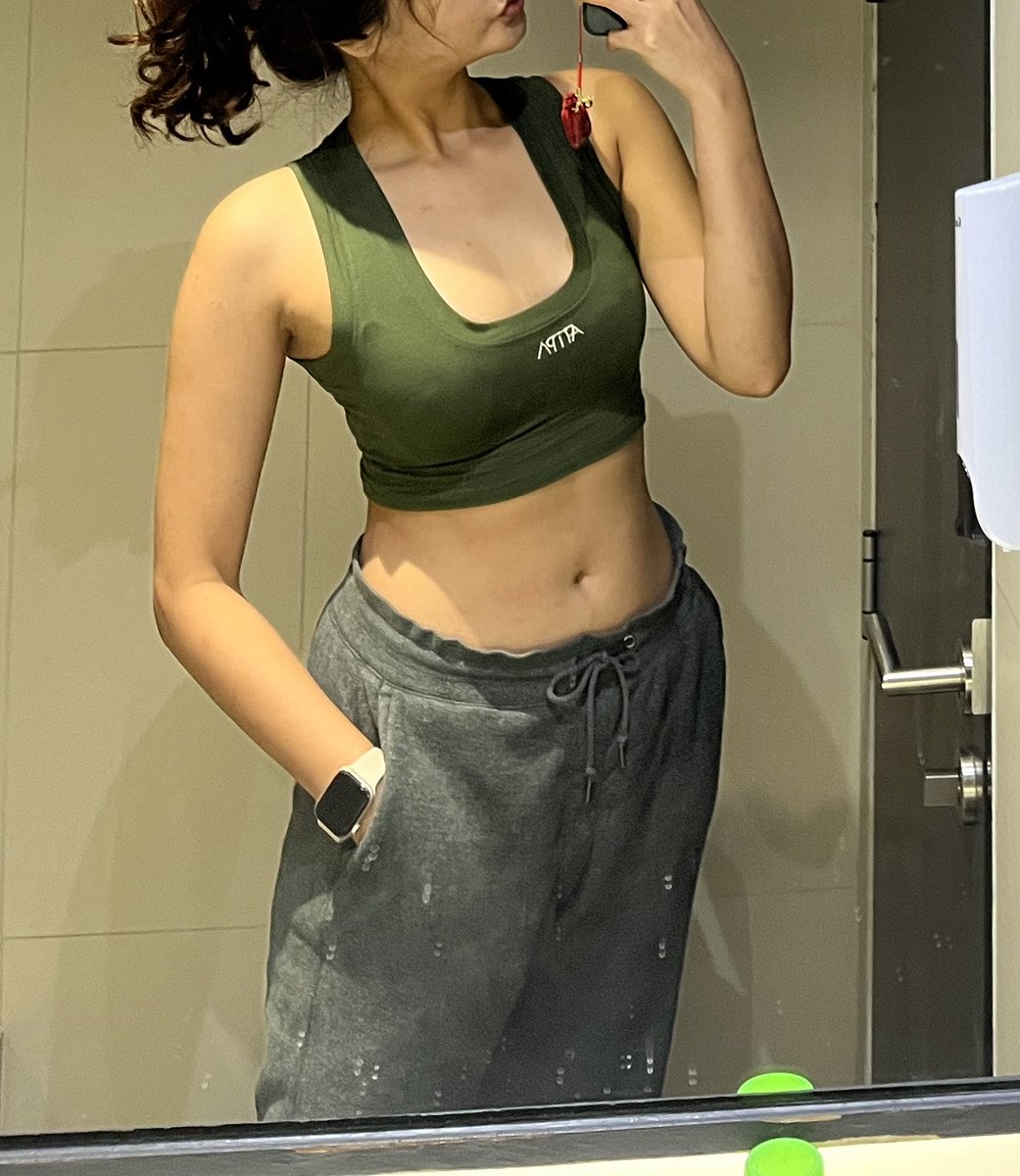 Shiro8Dm's tweet photo. นิ่งนิ่งบ้าง https://t.co/UNK2w3sRaM