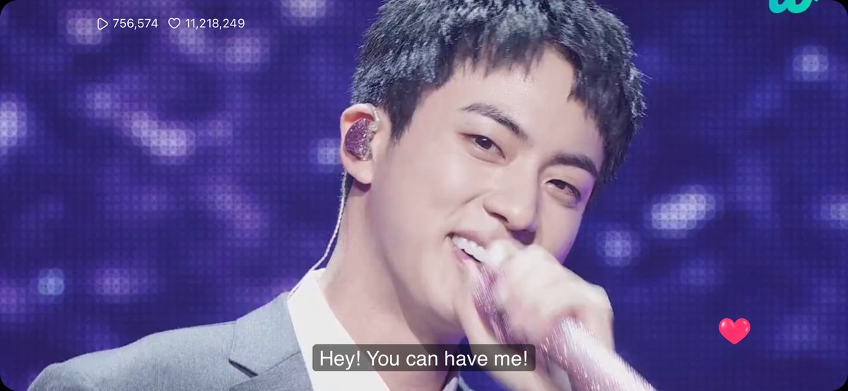 Pkjmkkcat's tweet photo. o cabelinho dele me lembra o cabelo do debut https://t.co/os9vj7WnZB