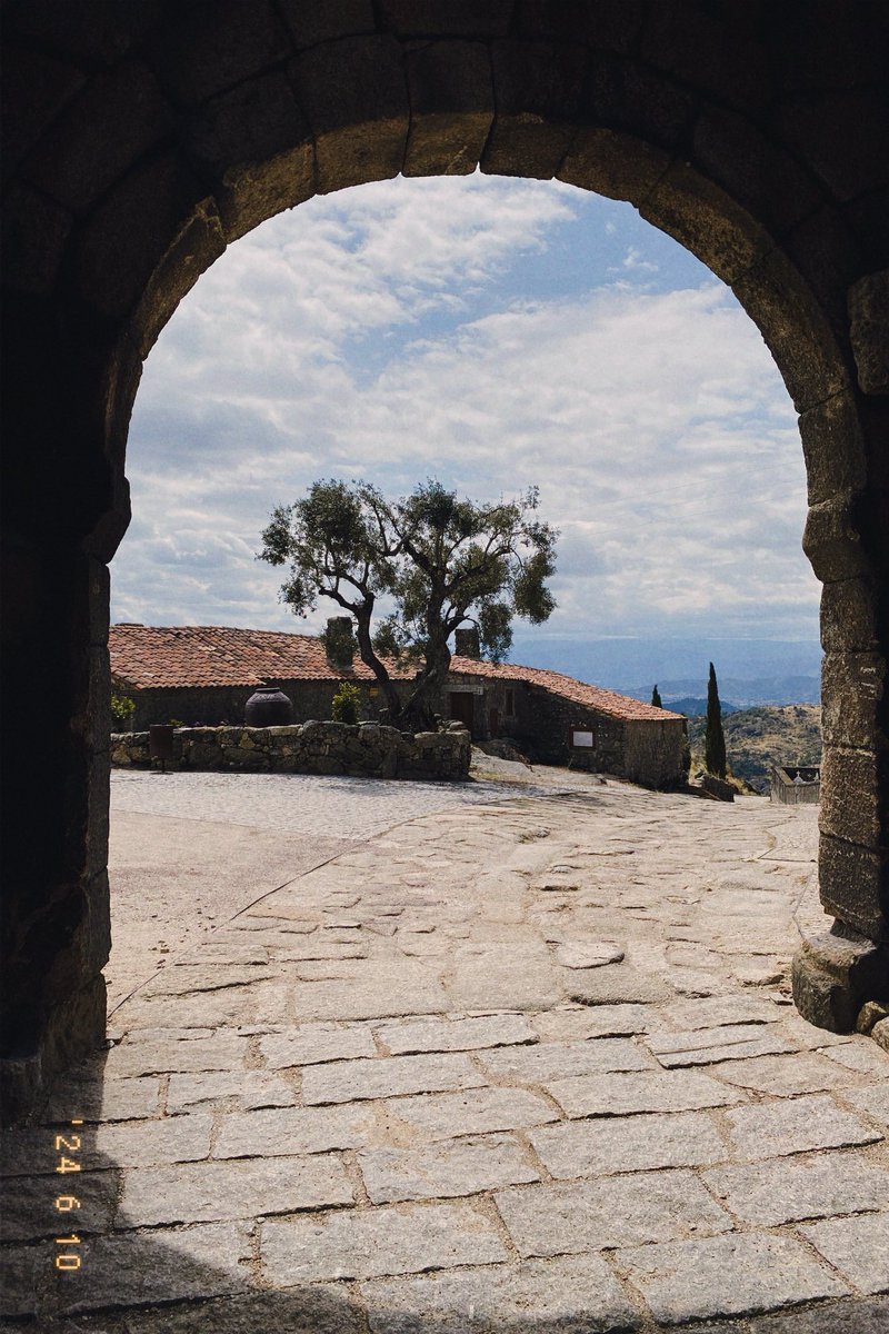 psebastiao's tweet photo. Sortelha, Portugal https://t.co/tCUalP5Jdx