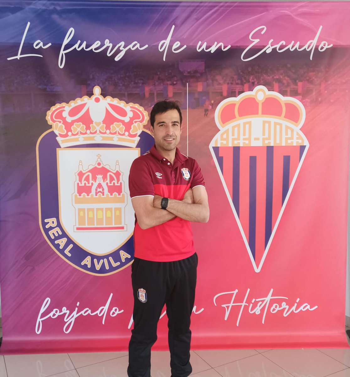 RealAvilaCF's tweet photo. 💙♥️ CANTERA 2024-25
⚽ Martín Lastras y Javier Jiménez serán los encargados de dirigir al Infantil C la próxima campaña.
🙌 ¡¡A por todas!!
#CanteraEncarnada 🐣 https://t.co/3hrXcJtGmK