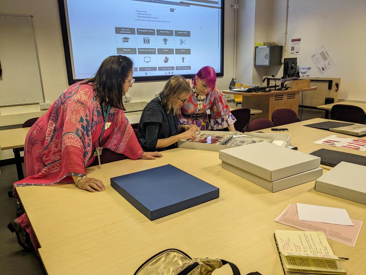 DMUSpecialColls's tweet photo. Yesterday we were super honoured to host Dame @Zandra_Rhodes touring the archive &amp; seeing the legendary #fashion designer at work! More on the collection here: https://t.co/VBKjs5PkNJ

@LibraryDMU  @dmutextiles #fashionarchives #fashionhistory @dmuforlife @explorearchives https://t.co/REt8MqC17X
