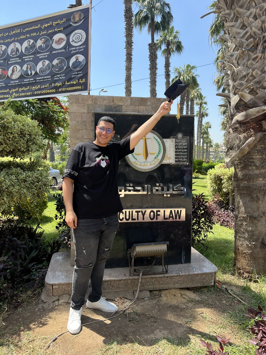 omarrsammeh's tweet photo. 13/6/2024🎉🎉❤️
اللهم لك الحمد كما ينبغي لجلال وجهك ولعظيم سلطانك ❤️❤️
اللهم إنا نسألك التوفيق في كل ما هو قادم❤️❤️❤️ https://t.co/4tilJFyYJI