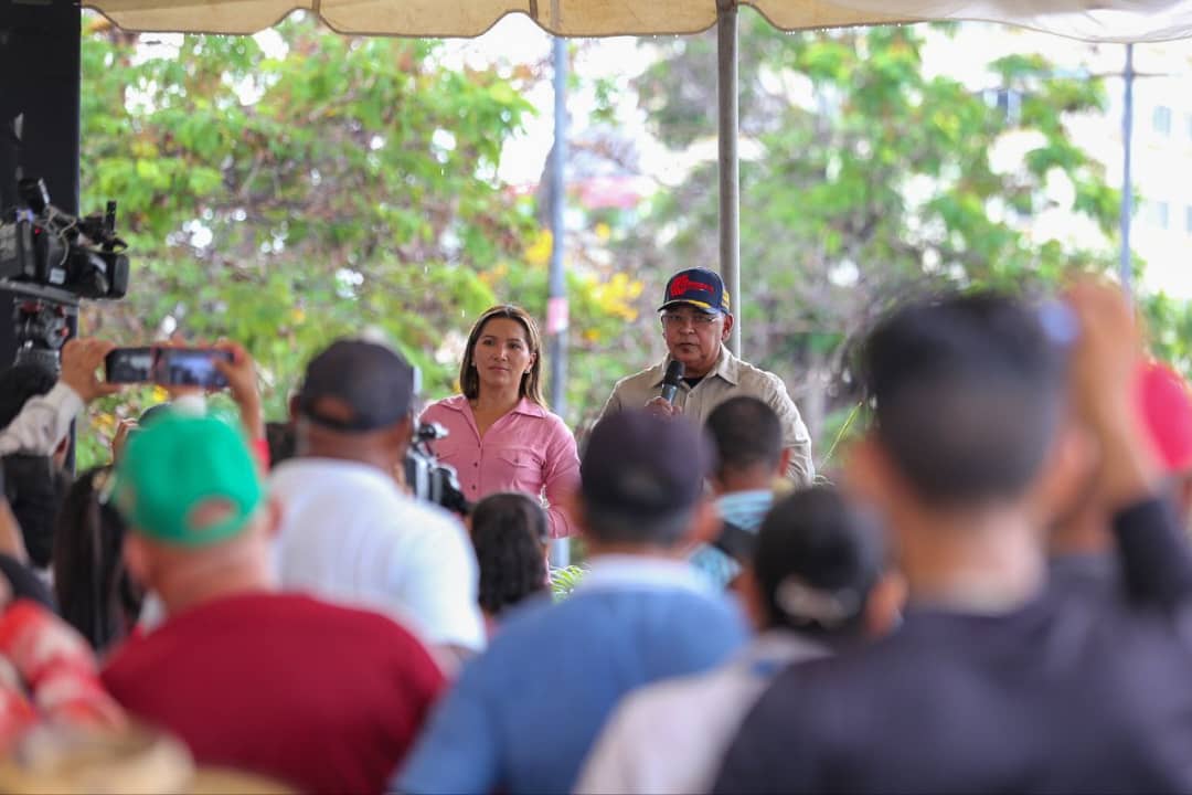 davidjhg's tweet photo. El Frente Unido de Campesinos, Pescadores y Agrourbanos se organiza en el estado Zulia para la victoria del Presidente Nicolás Maduro ✌🏾
¡La Esperanza está en la Calle! https://t.co/AYyqgX6sXv