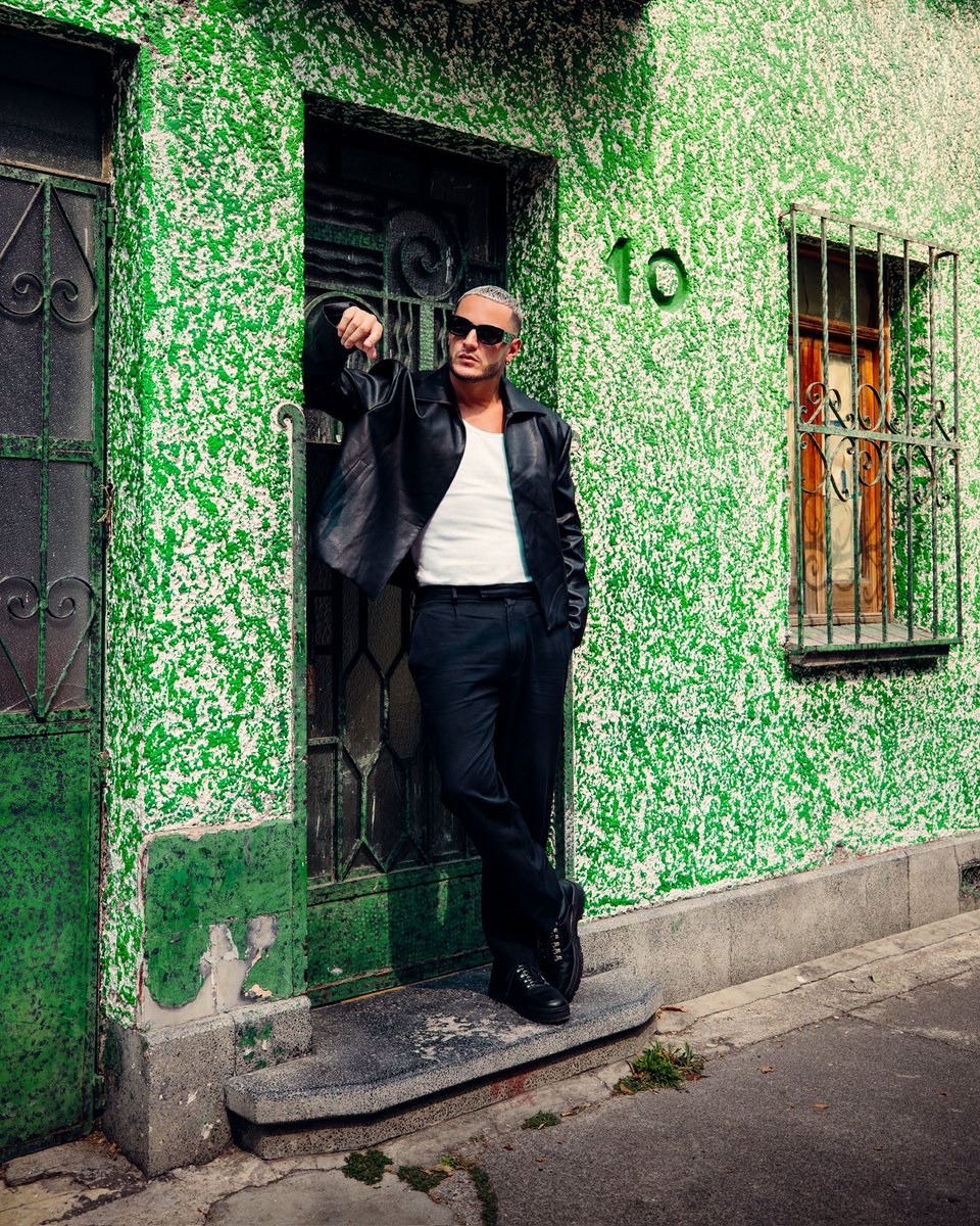 TheEDMNetwork's tweet photo. HAPPY BIRTHDAY @djsnake ❤️‍🔥🎉 https://t.co/PBy9UBWirM