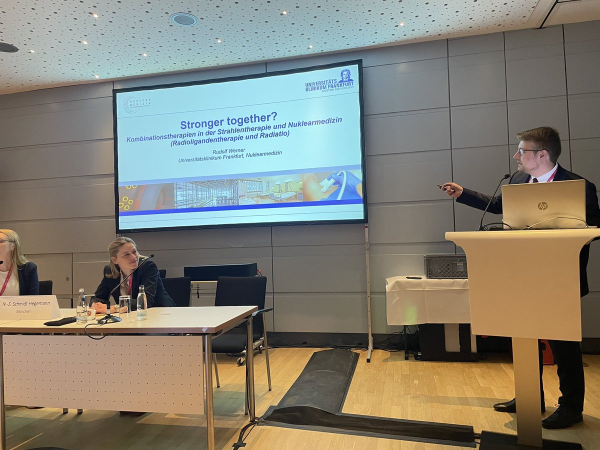 Great session - stronger together nuc med &amp; radiation oncology <a href="/degro_ev/">Deutsche Gesellschaft für Radioonkologie e.V.</a> #DEGRO2024 <a href="/nina_hegemann/">Nina Schmidt-Hegemann</a> <a href="/ProfNAlbert/">Nathalie Albert</a> <a href="/galldiks/">Norbert Galldiks</a>